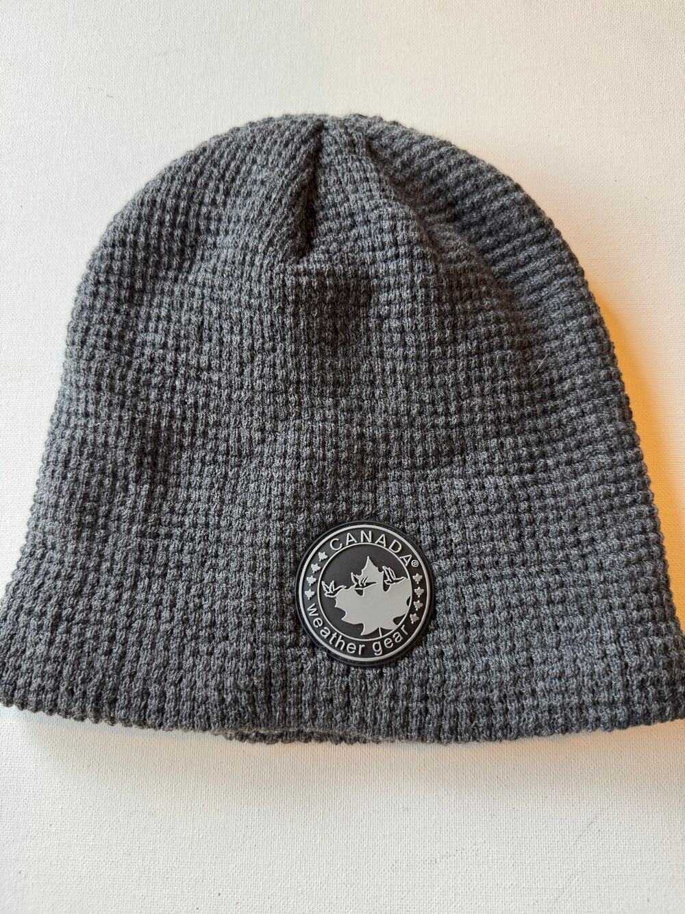 Canada Weather Gear Gray Knit Beanie Faux Fur Lined Winter Hat Unisex